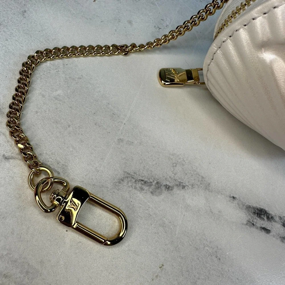Louis Vuitton Shell Coin Purse Bag By The Pool Iridescent White/Gold LV Clutch